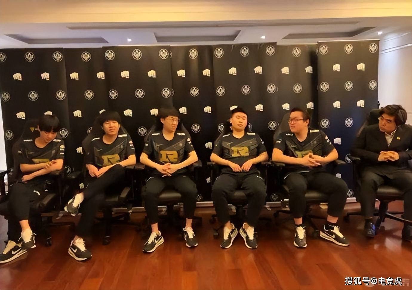 rng淘汰赛后群访没有卫冕压力保持平常心