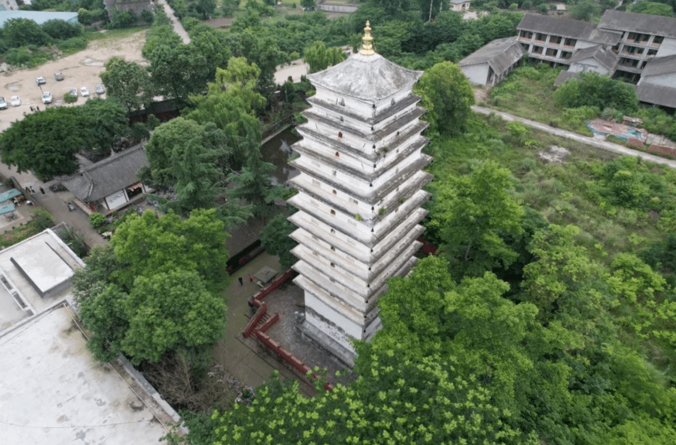 成都舍利宝塔图片