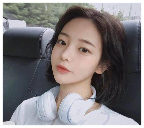 《夏至未至》发型,突出了小家碧玉的气质,也是非常适合学生党的发型