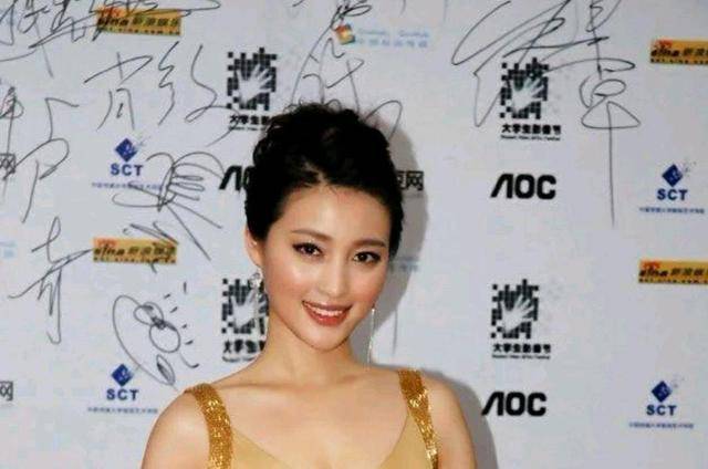 原創35歲甘婷婷身材火辣顏值靚麗不愧是最美潘六姐