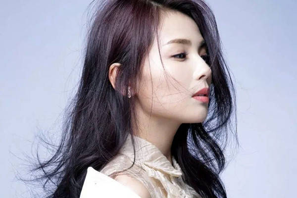 女神人气排行榜_女星人气榜,热巴杨紫未进前十,赵丽颖第八,榜首话题火爆