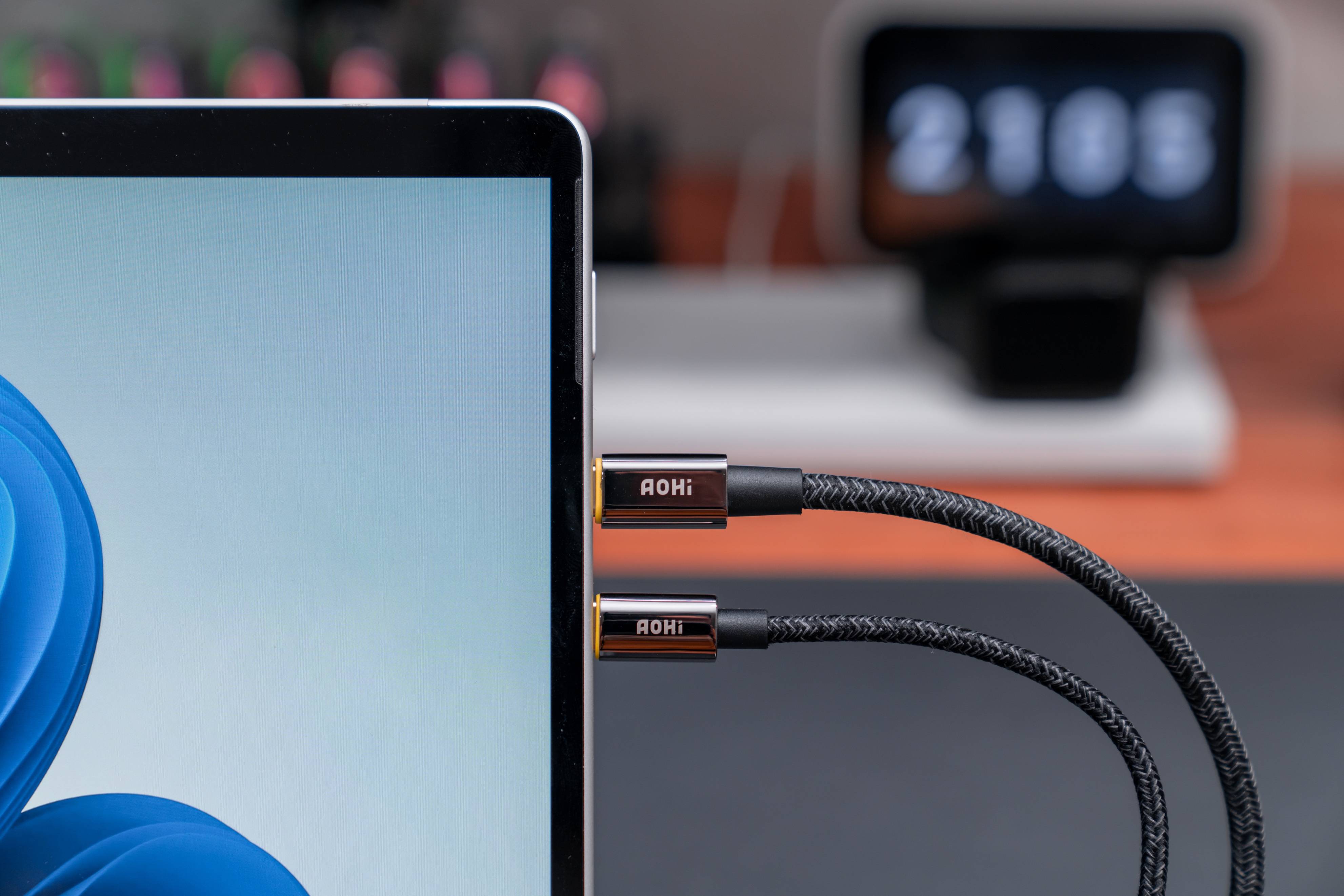 Aohi 数显快充线原来这么好玩?兼评 40W 双 C 口充电器