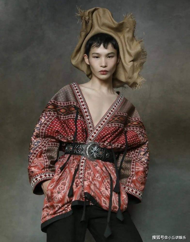 全网爆火的乡村野模陆仙人为何在国外封神