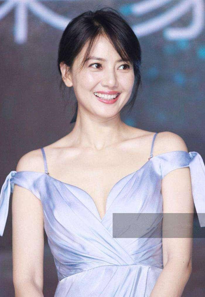 娱乐圈最美锁骨女星排行榜8强,赵丽颖刘诗诗高圆圆倪妮baby热巴_张天