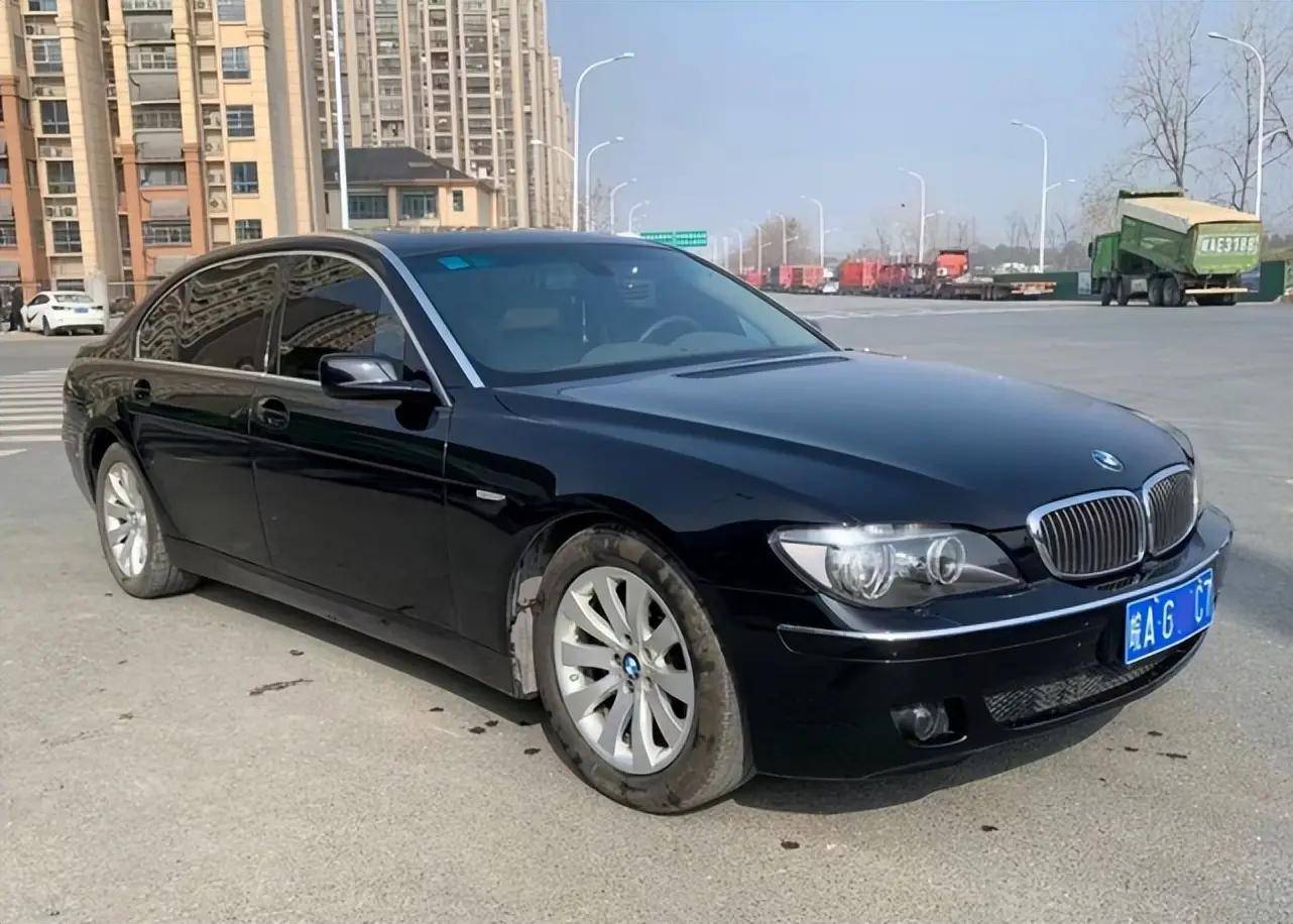 07年花95万买的宝马730减配版现在5万卖出买家直呼不知减在哪