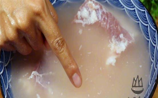 原创猪肉清洗有人用热水有人用冷水都不对教你绝招干净又卫生