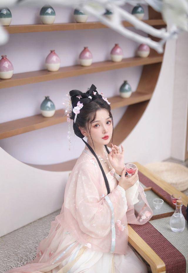原创讲真蜜桃色的汉服也太好看了甜美娇俏还显优雅