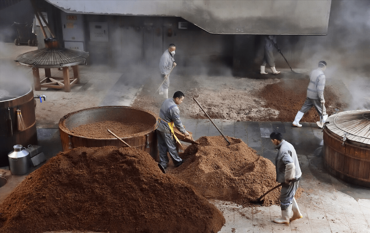 原创什么是白酒的六大工艺共性不同的香型哪来的共性呢上