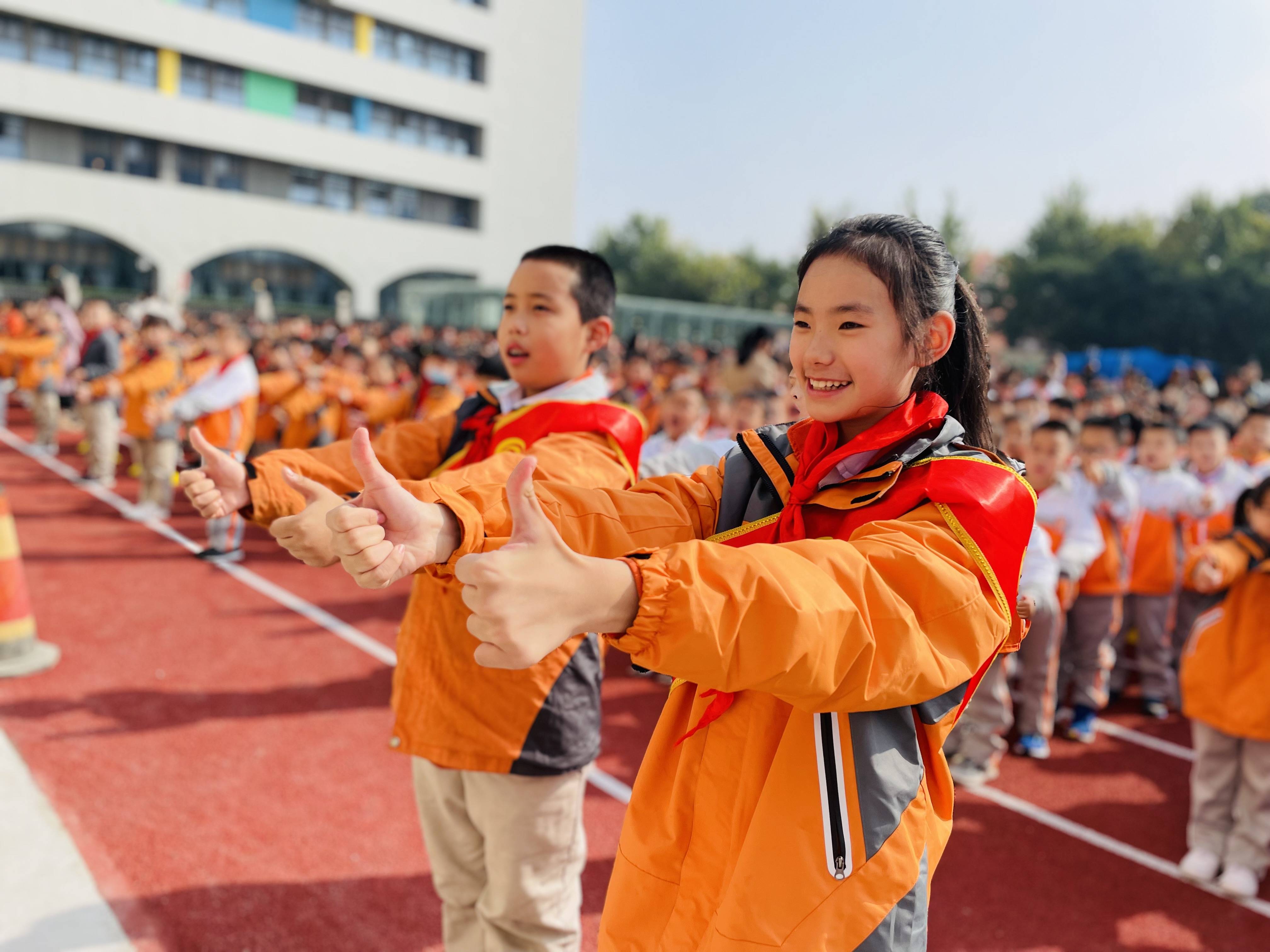 高新三小十六载春华秋实系列报道3 :让学生站在文化课程体系的正中央