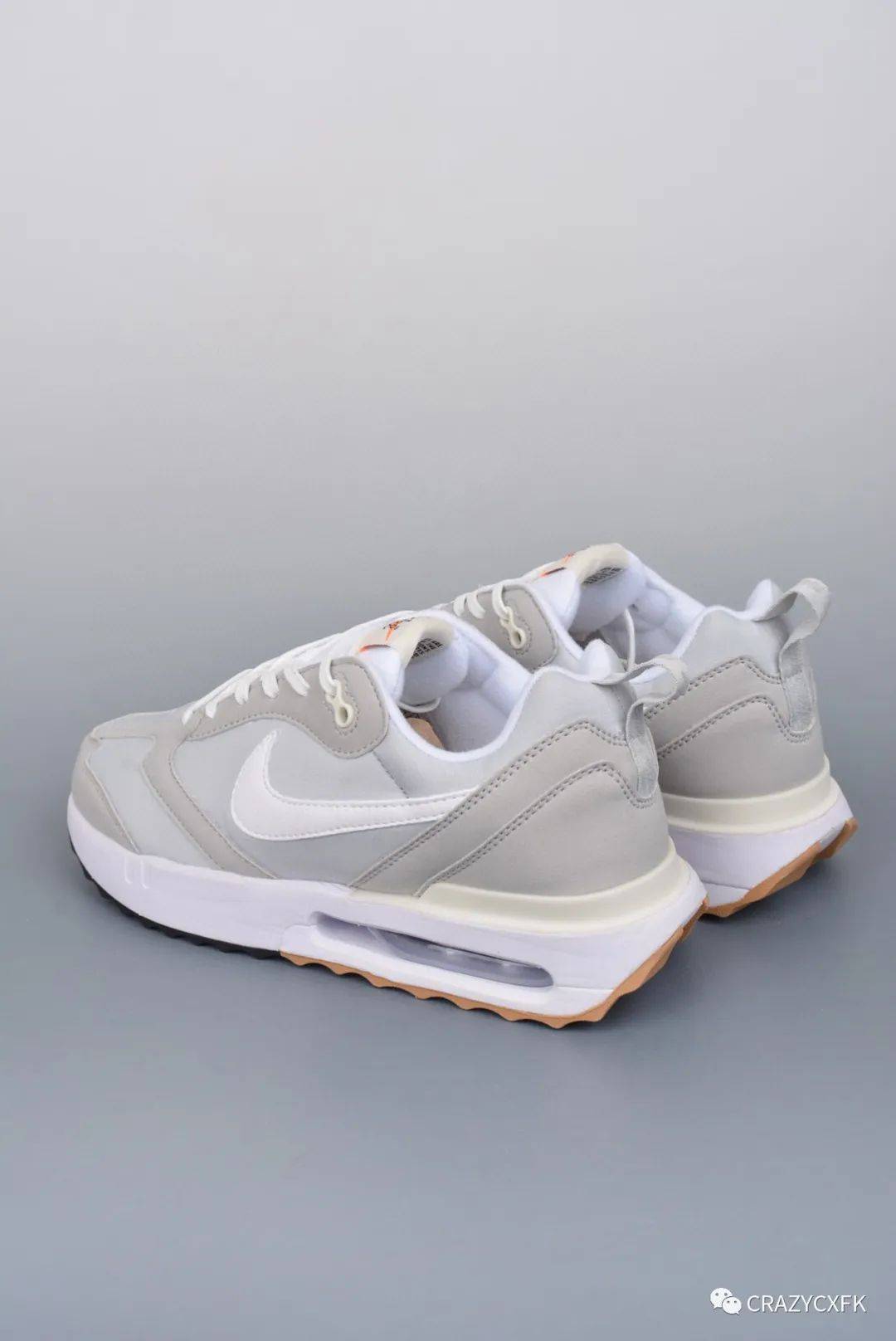 nike air max dawn grey white 黎明低帮气垫运动跑鞋_设计_鞋子_鞋材