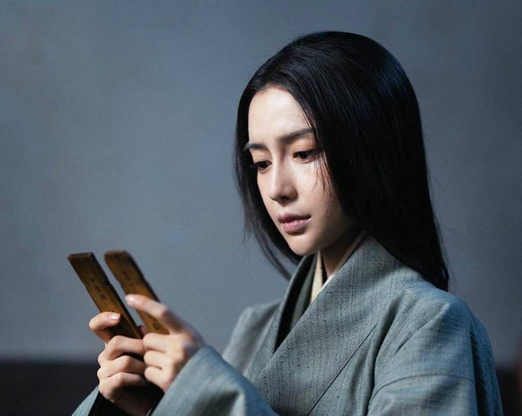 最美女间谍angelababy流珍珠泪 告别白宇付付聊生活·今天 18:04时隔