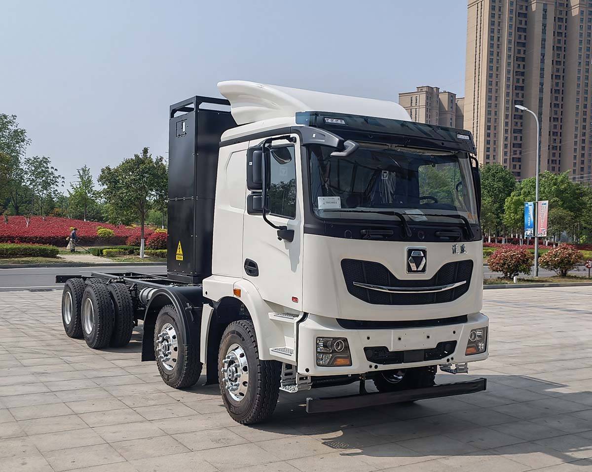 陕汽纯电l6000亮相汽油车迎机遇多家新势力入局载货车市场