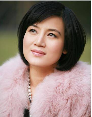 美女主持,嫁入豪门却不幸丧夫,今44岁与女儿相依为命_生活_徐琤_丈夫