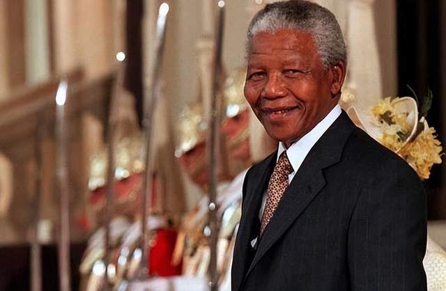 一手好牌打烂,这4位总统,是怎么让一个富国变成穷国的_南非_黑人_白人