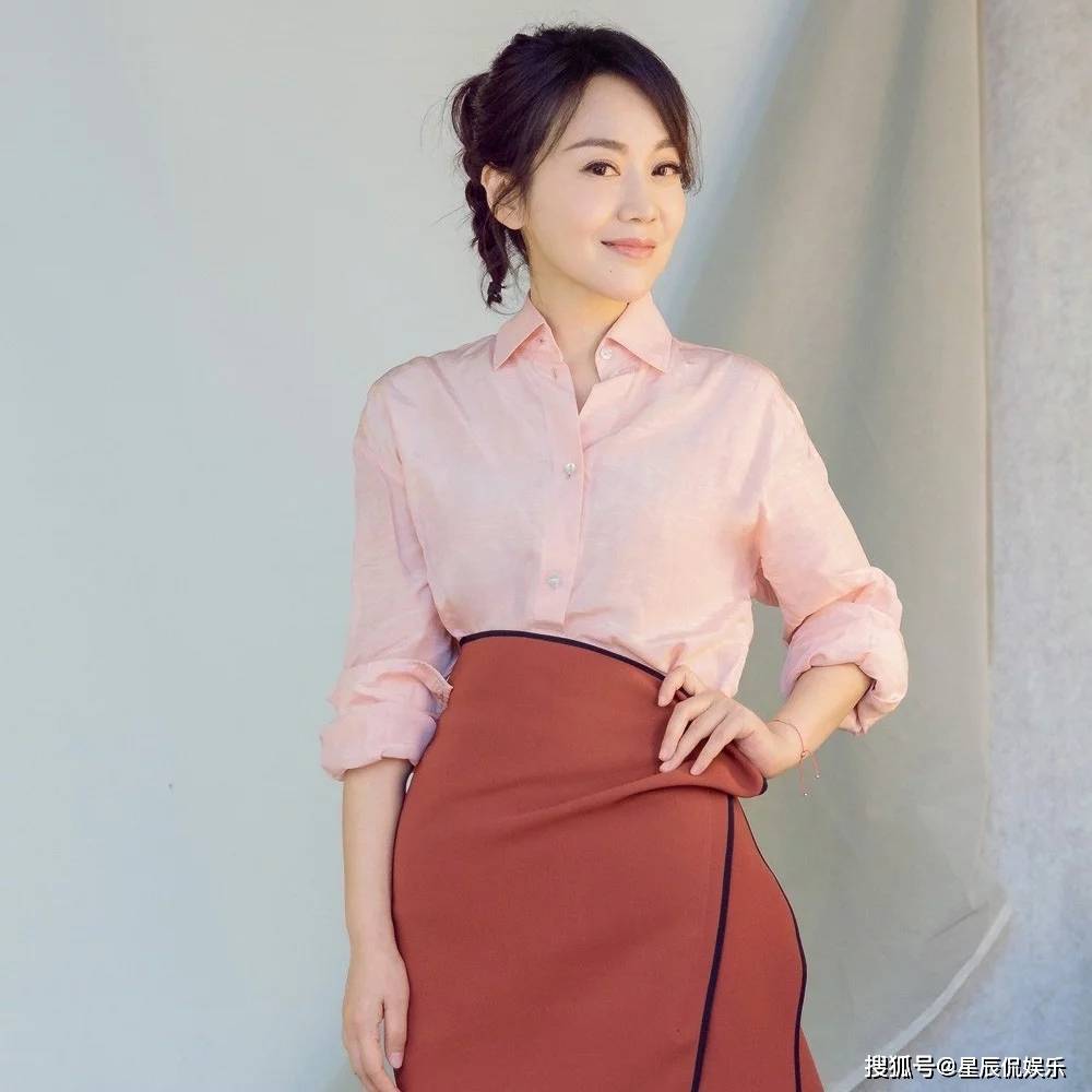 10位徐娘半老的女明星长腿翘臀杨柳腰越老越有韵味