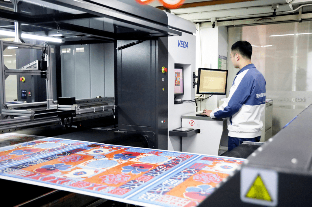 工业区的苏州福晖数字科技有限公司是山西运城制版集团下属的数码印花