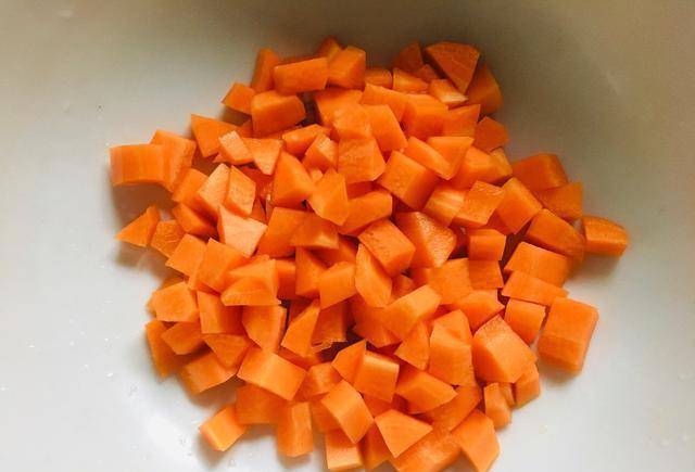 土豆_胡萝卜_花生米