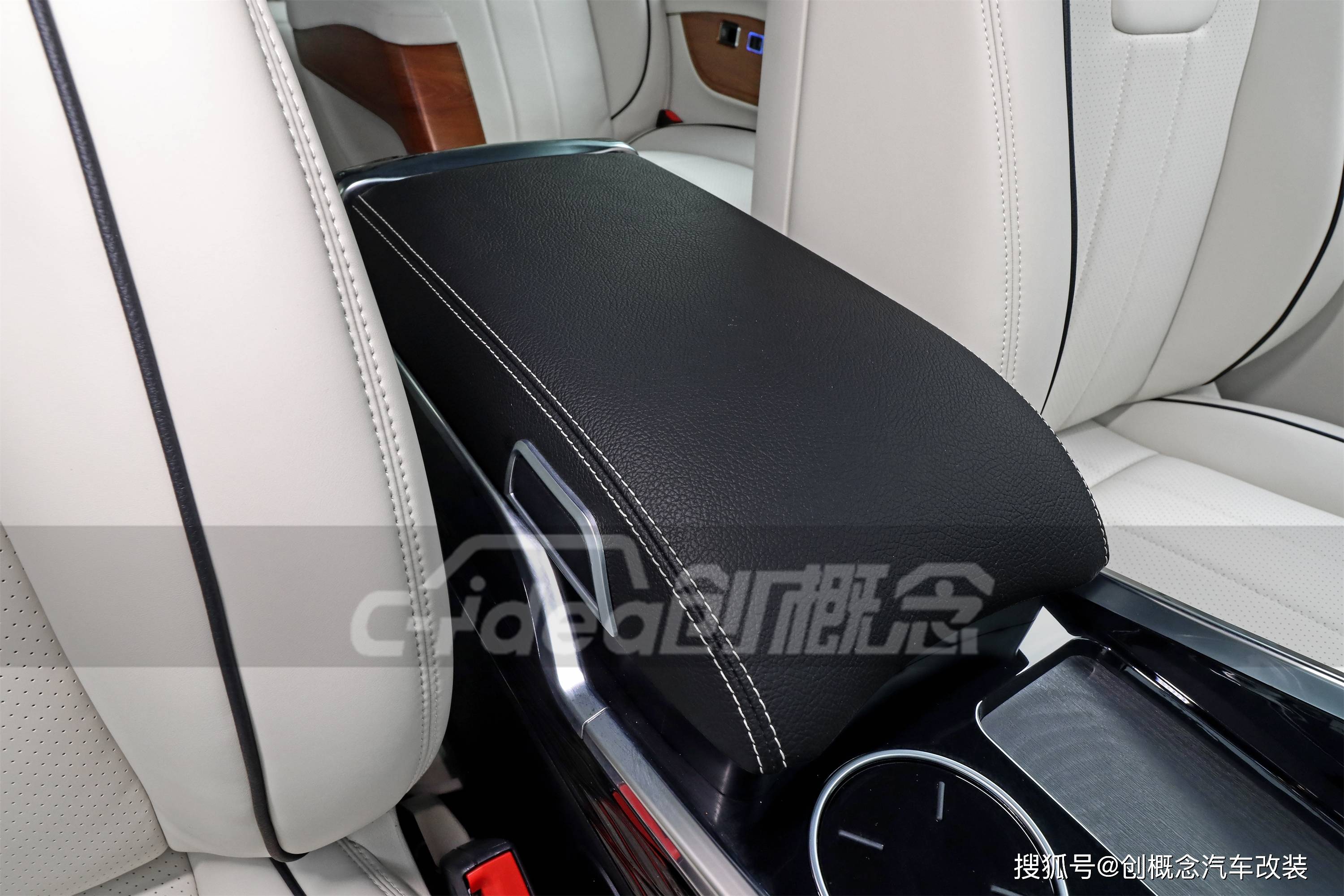 奔驰威霆商旅两用车改装案例_搜狐汽车_搜狐网