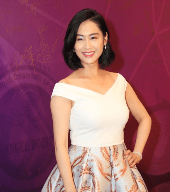 原创清纯紫霞朱茵大火时被王晶骗去拍时尚片开机后才知道真相