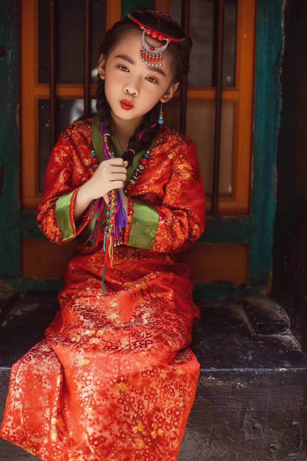 第六季完美童模西藏赛区暨塔耶梅朵榜样少年大赛 人气明星 王辰伊斓