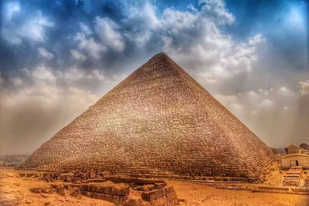 原创
            开罗博物馆藏有太阳船，却无意中泄露，古埃及人如何捕鱼的秘密
                
                 