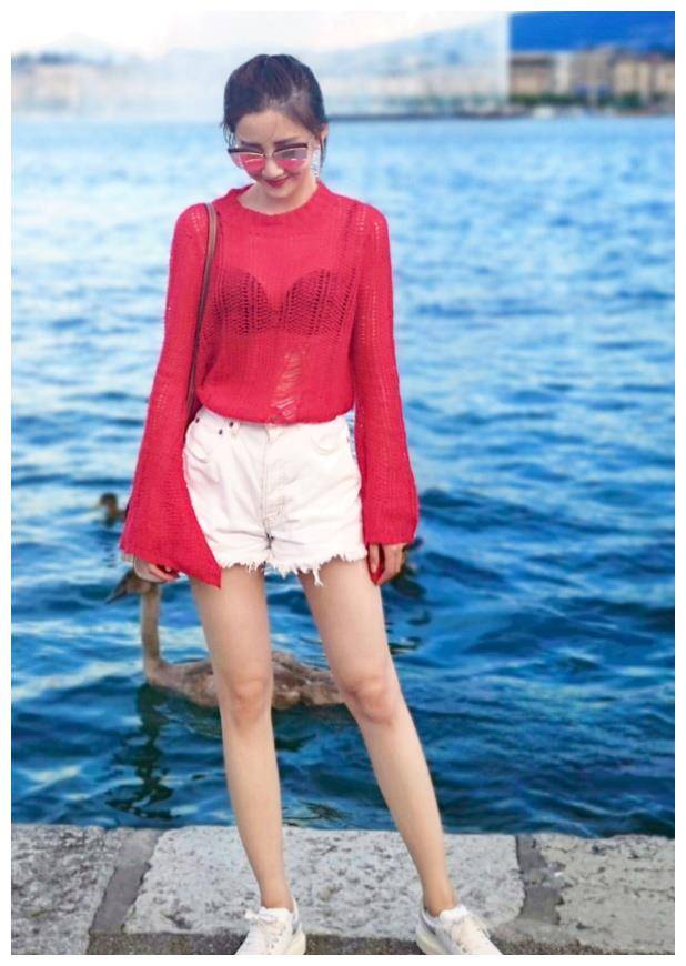 堆堆袜 马丁靴,腿看了得自闭_陈欣予_组合_白色