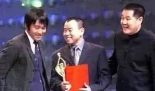 罕见的5张明星老照片，图一凑齐了喜剧界大佬，最后一张很难再见 