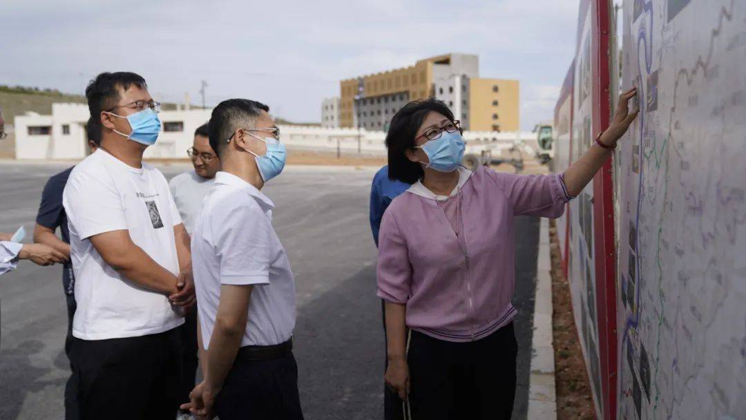 市住建局局長王愛明在偏關指導旅遊公路關河口驛站建設_裝修_楊曉宏