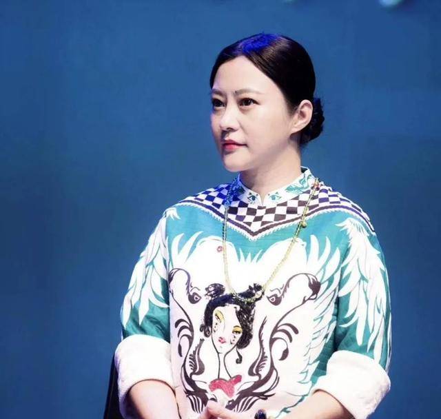 原创公务员刘烨娶二婚郝蕾育有两子分手后前妻仍把他当朋友