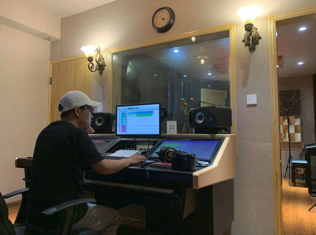 卧室变身专业录音棚只需要这3步