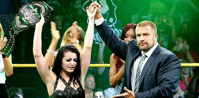 原创佩奇宣布即将从wwe离职下东家提前曝光巨石强森怒赞两位巨星