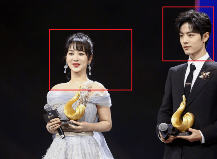 杨紫疑似探班肖战,两人低调进入饭店聚餐,友情还是恋情一目了然_自然