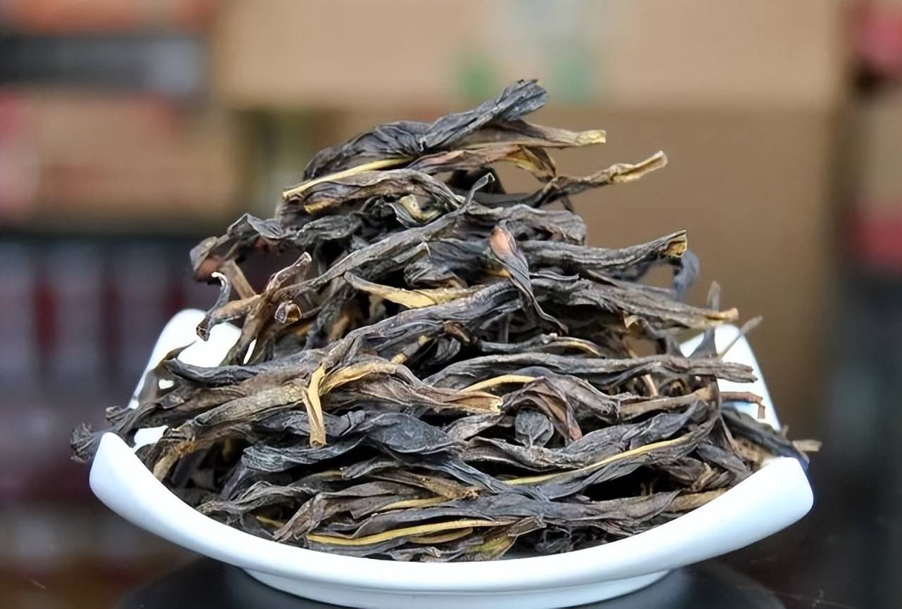 青茶广东乌龙凤凰单丛的名称分类香高味长沁润喉