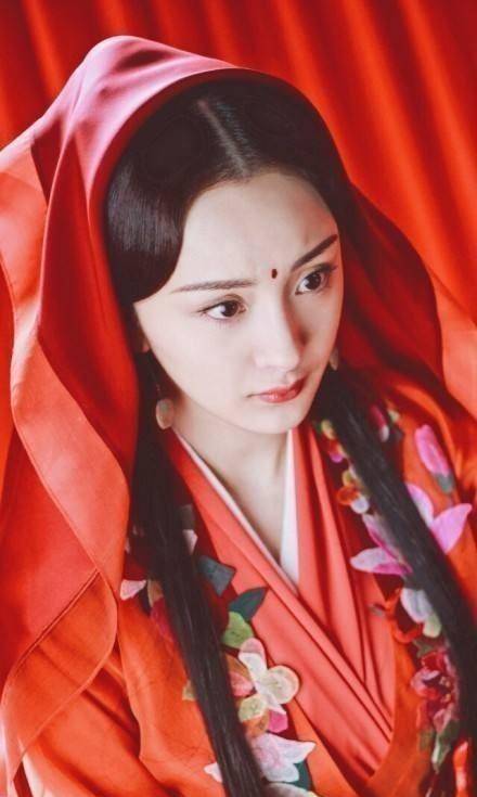 思美人》昭碧霞(梁田)《天舞纪》苏犹怜(吴佳怡)《一夜新娘》花溶(赵