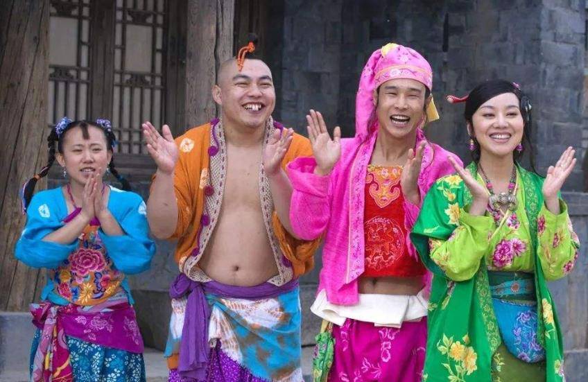 原创程野穿高跟鞋热舞频繁换美女搭档真实媳妇曝光遭嘲嫦娥配八戒