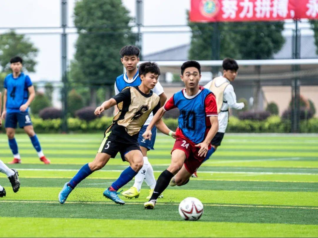 广东省青少年校园足球夏令营全部安排在梅州市五华县横陂足球小镇举行