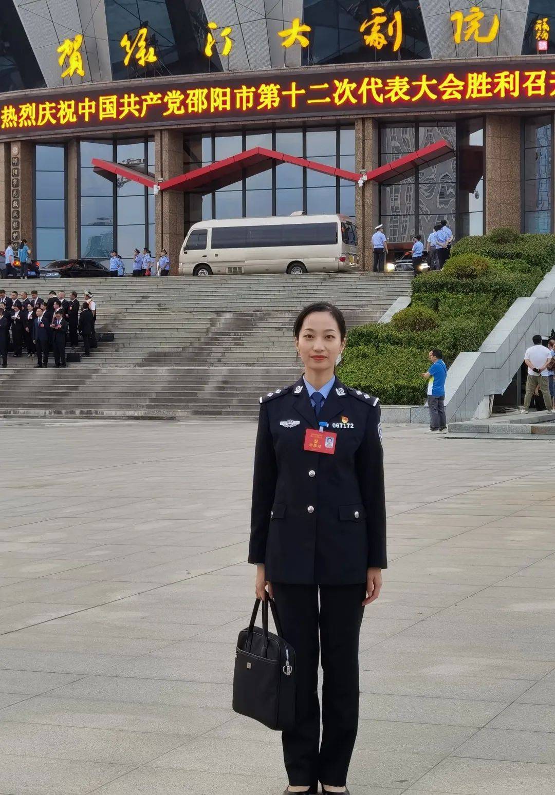 肖辉,33岁,中共党员,现任洞口县公安局刑侦大队刑事技术中队长,多次获