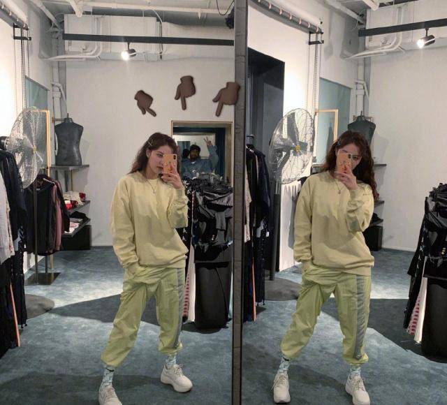 学会这3类超正穿搭,不会街舞也燃爆街头_swag_lisa_仙女