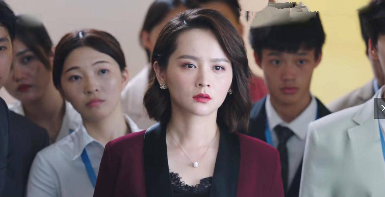 46岁刘恺威再演霸总,新剧女主角,比120斤的颖儿更"