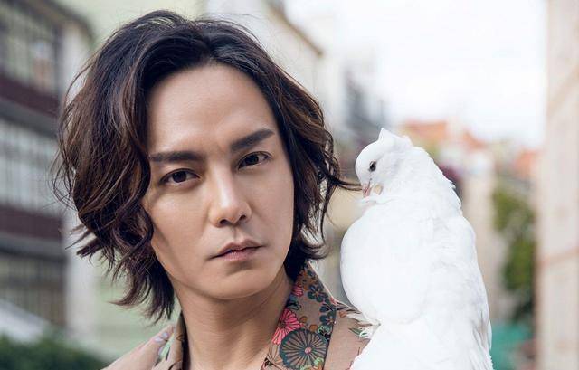 原创尹正和陈都灵疑似恋情曝光袁华终于追上校花了可惜粉丝不相信