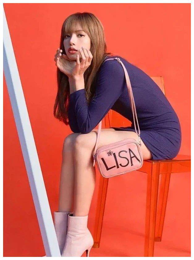 原创lisa是人间芭比看到她用露胃装勒出的骨头信了