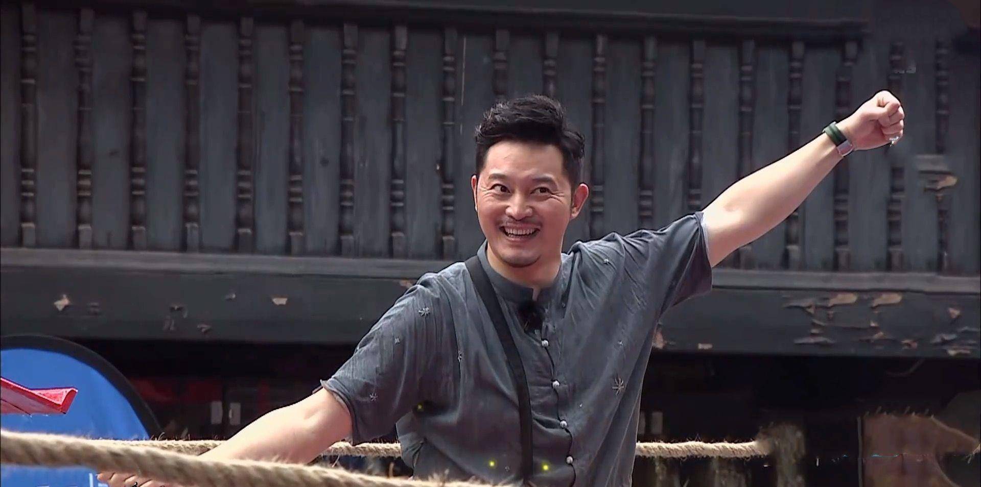 沙依:他不在的时候婆婆会接受他,他聪明的时候婆婆