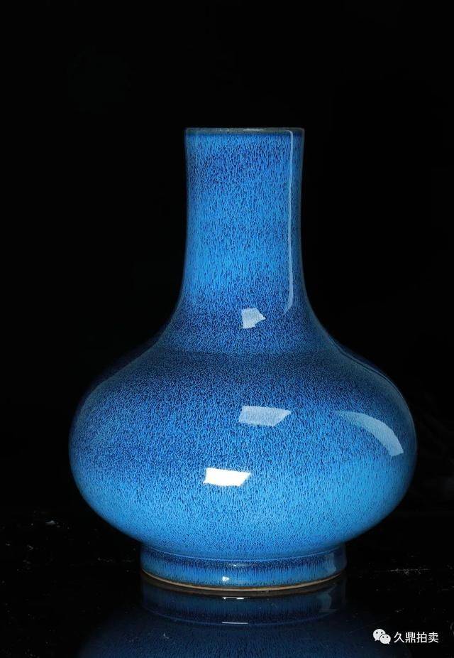 最强升值股清代单色釉