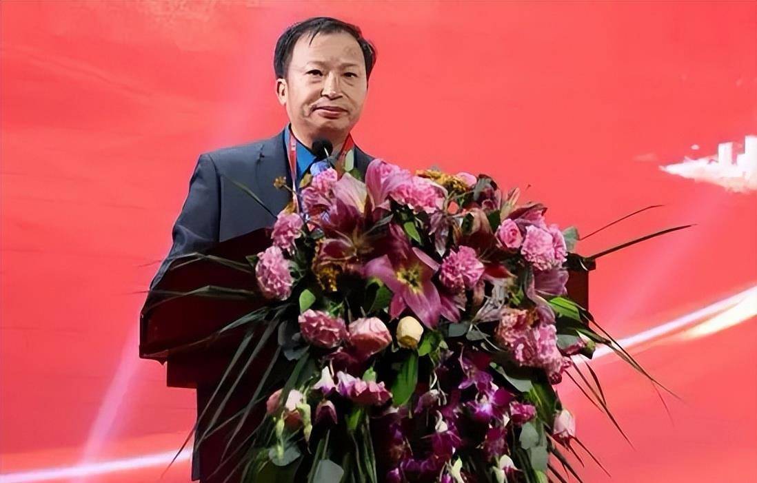 杜伟民从农民儿子到民营企业家