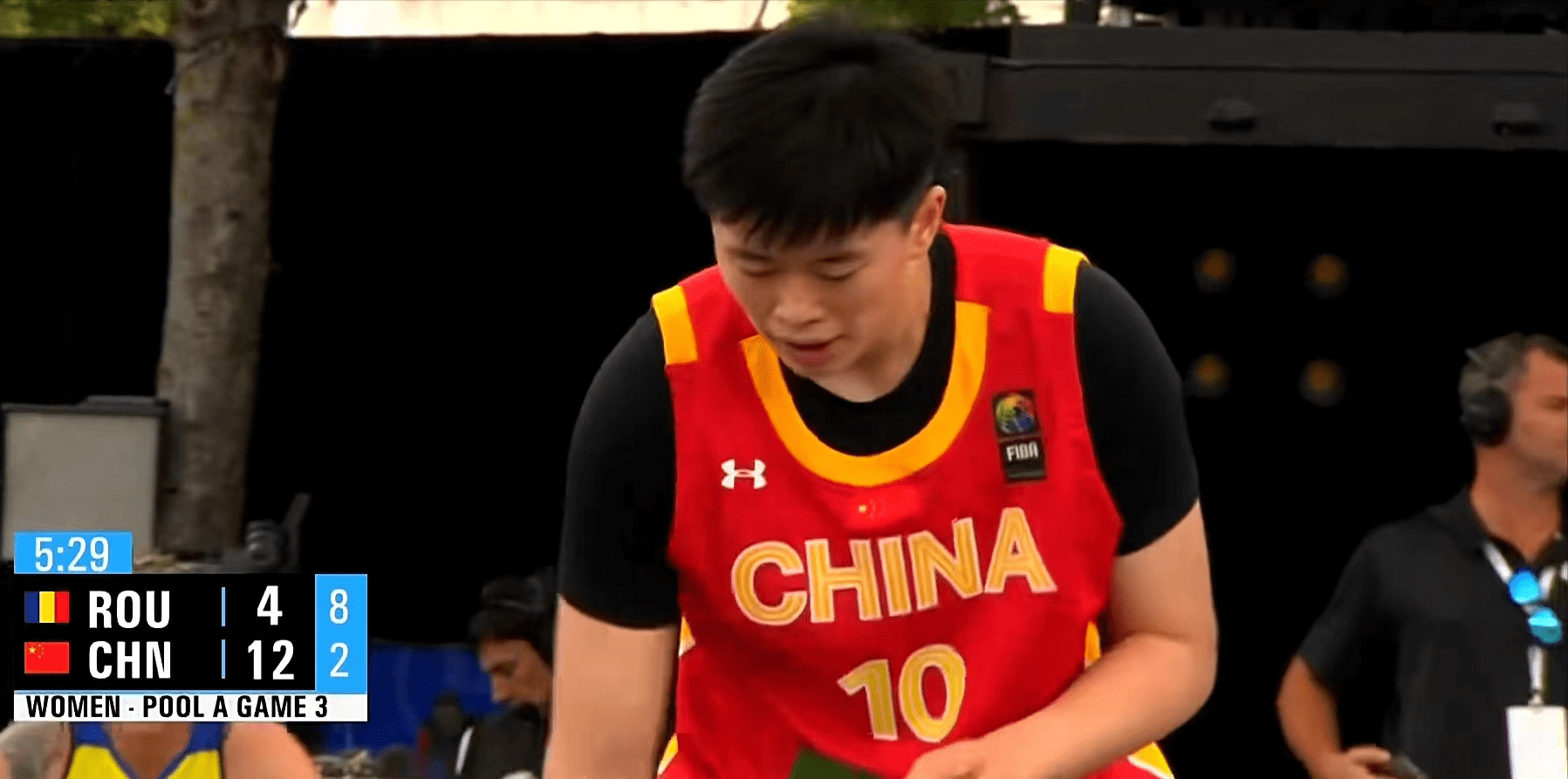 原创2112中国女篮开门红内线双塔统治赛场下战日本队志在争胜