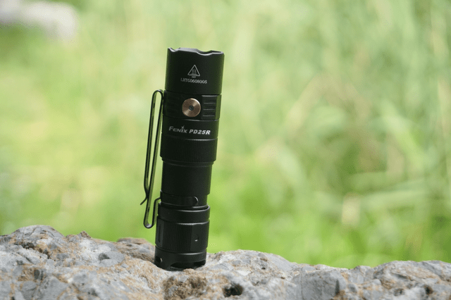 精致小筒,隐藏式充电小直筒fenix pd25r_手电_菲尼克斯_输出