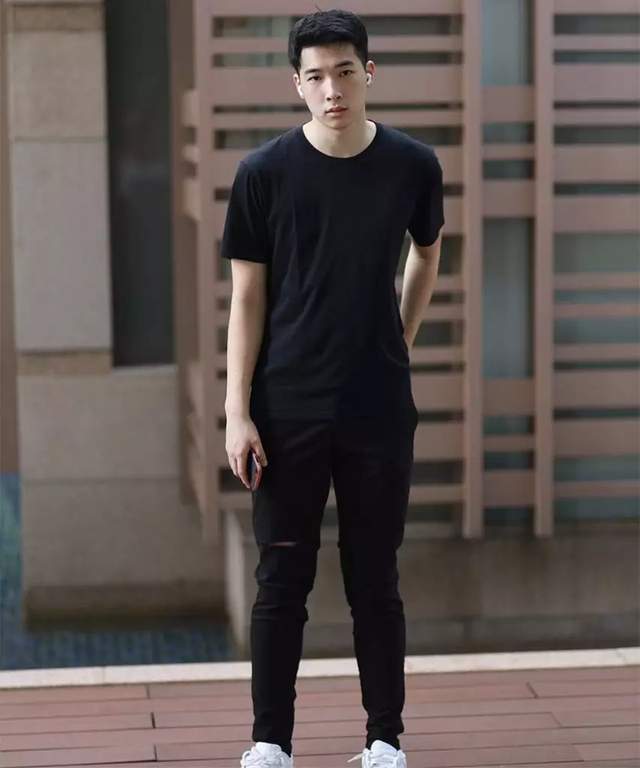 又一星二代将入行!龚慈恩儿子首次与姐姐拍广告