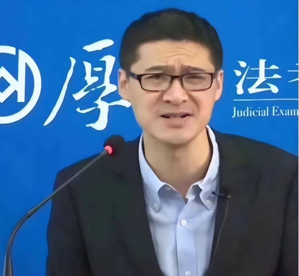 原创
把手趣谈 - 法律人专属表情包大合集,每张图都值得收藏