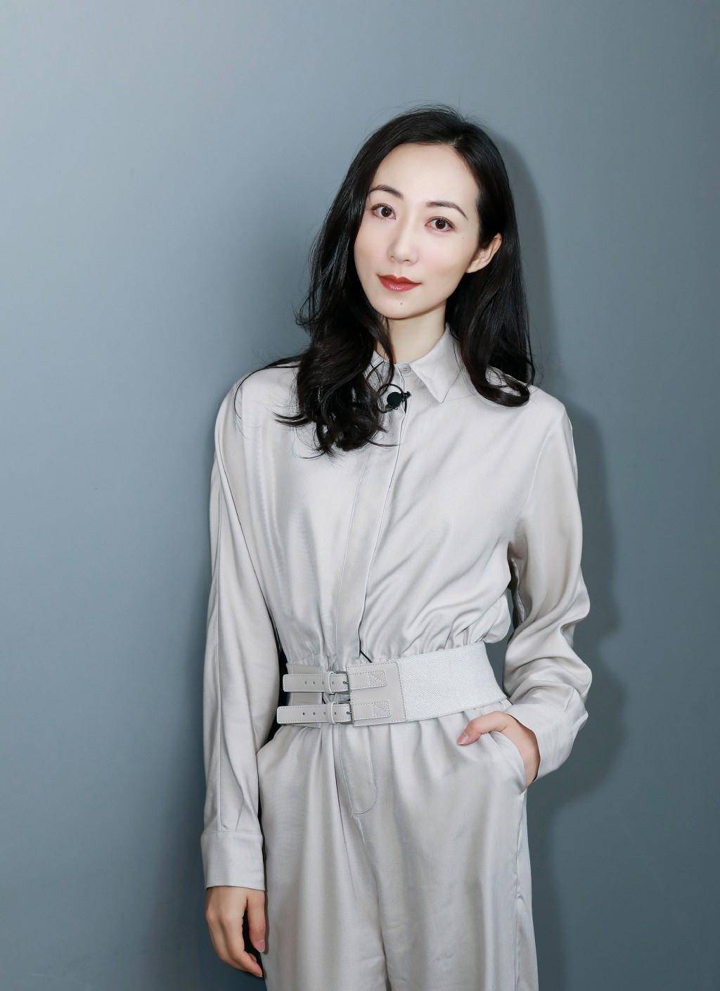 《身临其境》中的时尚穿搭造型简直太惊艳了,没想到韩雪的气质这么