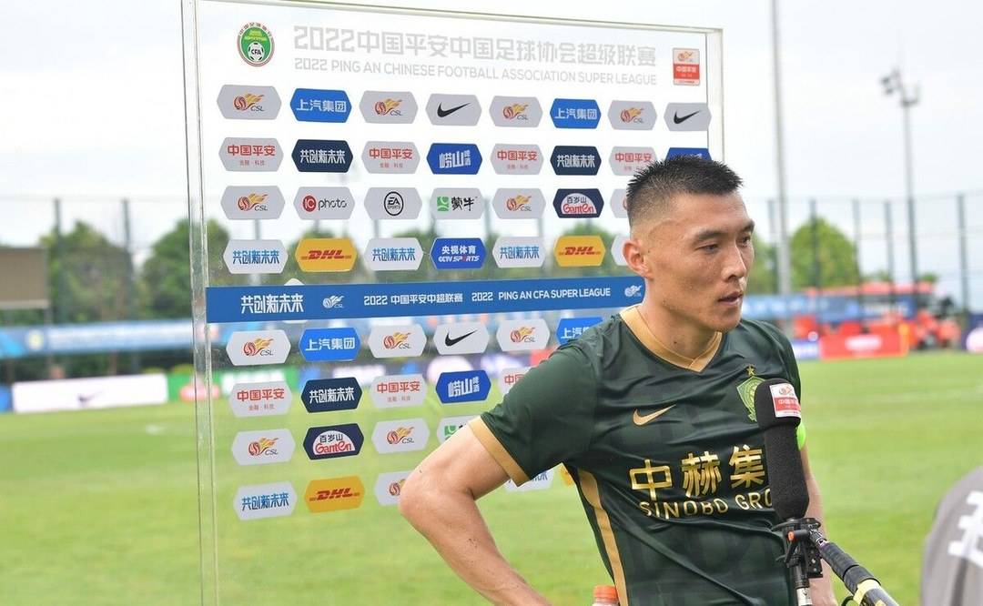 中超4消息申花20武汉国安41深圳徐亮贬低中国球员